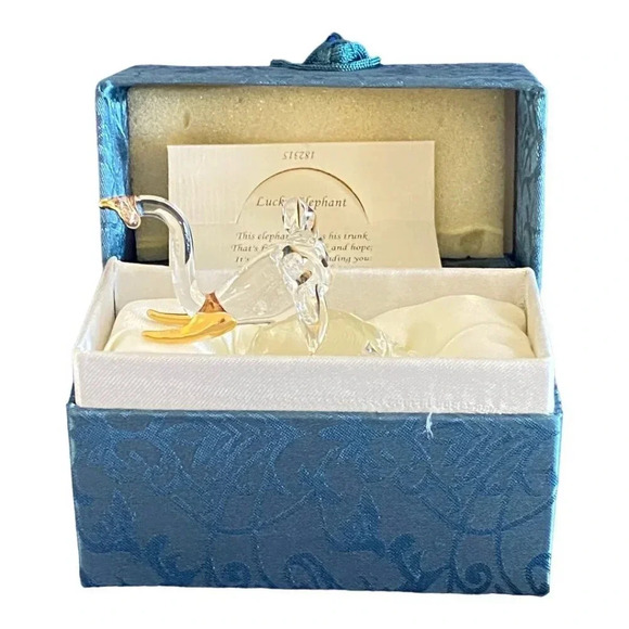 Handcrafted Glass Elephant Figurine With Gold Accents & Gift Box ABOUT FACE - Picture 2 of 16
